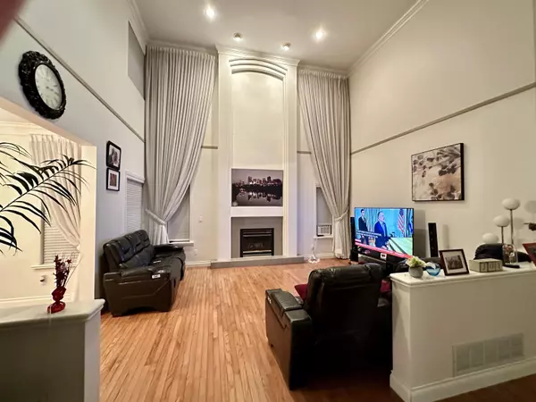 Coquitlam, BC V3E 2Y8,3070 Timber CT
