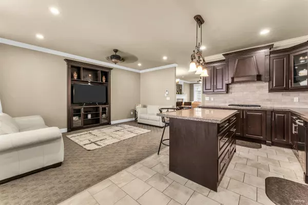 Surrey, BC V3X 0E4,5865 131a ST