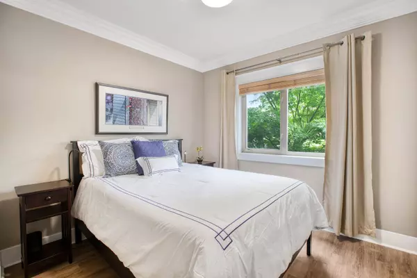 Vancouver, BC V6J 3S1,1351 Maple ST