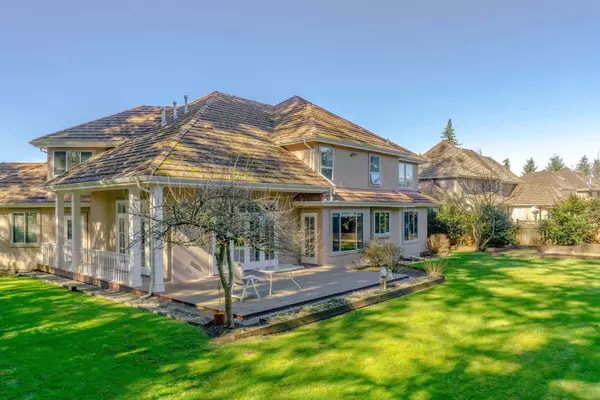 Surrey, BC V4P 2M1,2530 138a ST