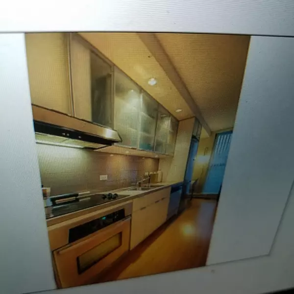 Vancouver, BC V6A 0B2,168 Powell ST #816