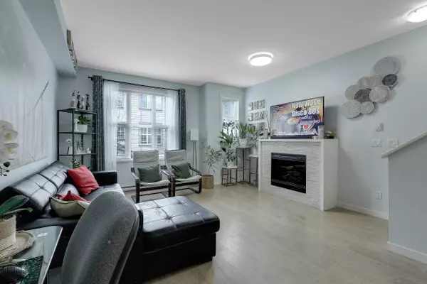 Surrey, BC V3S 2P3,14838 61 AVE #68