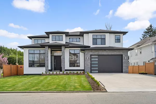 34680 2 AVE, Abbotsford, BC V2S 8C2