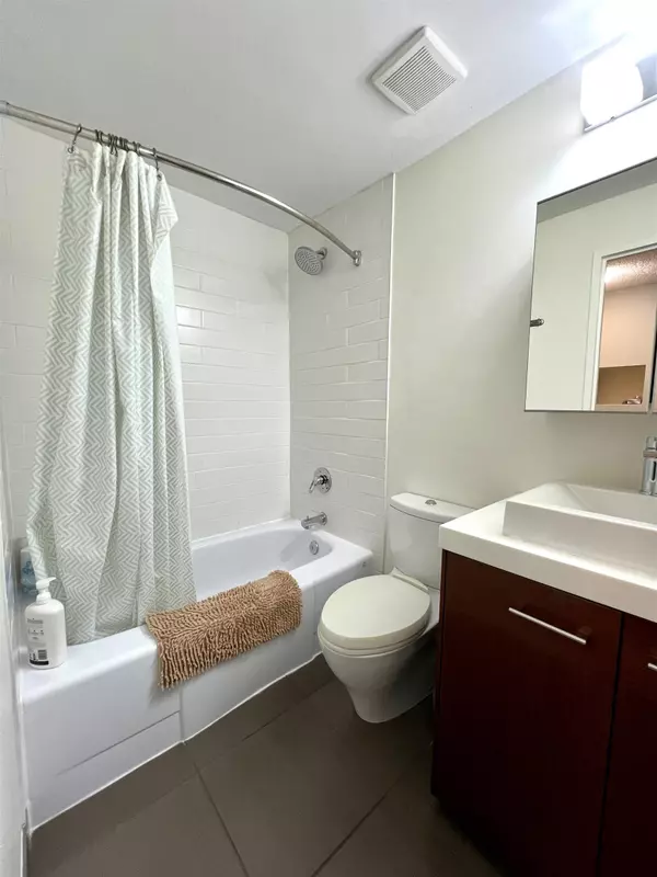 Vancouver, BC V6E 4C1,1040 Pacific ST #3xx