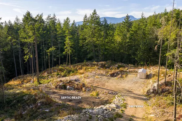 Bowen Island, BC V0N 1G2,1570 Douglas RD