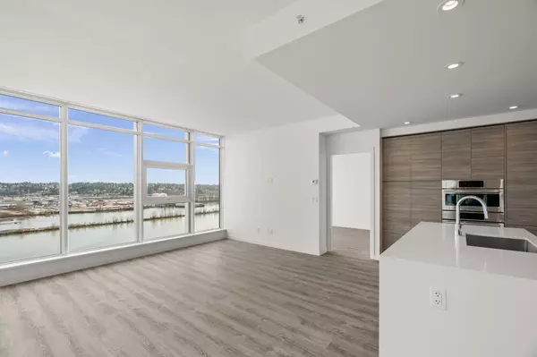 680 Quayside DR #1407 New Westminster, BC V3M 0P2