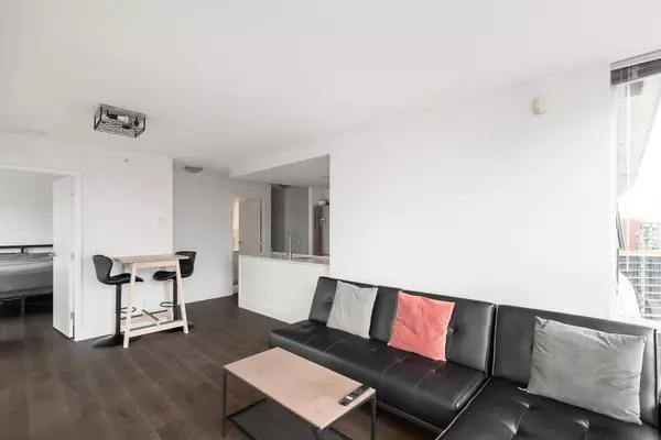 Vancouver, BC V6Z 3G9,928 Beatty ST #2710