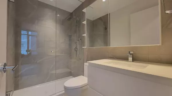 Richmond, BC V6Y 1Y5,6500 Minoru