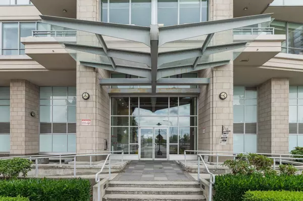Coquitlam, BC V3B 0C5,2975 Atlantic AVE #1208