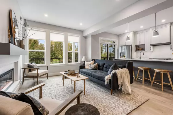 44714 Willowstream RD Chilliwack, BC V2R 6M1