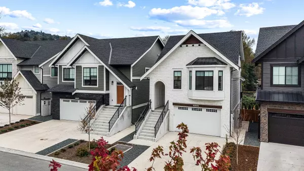 44714 Willowstream RD, Chilliwack, BC V2R 6M1