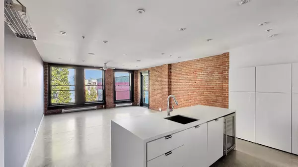 Vancouver, BC V6B 1G4,53 W Hastings ST #605