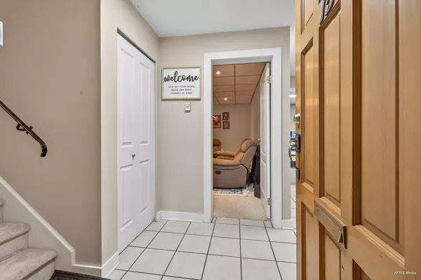 Abbotsford, BC V2T 4E6,2998 Mouat DR #15