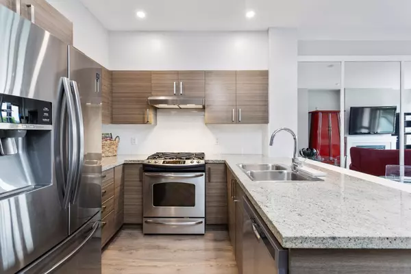 1153 Kensal PL #409, Coquitlam, BC V3B 0G8