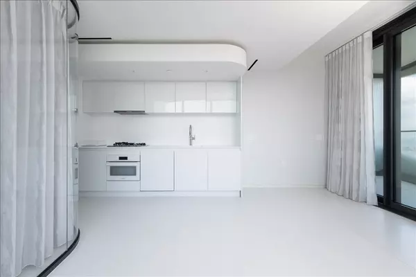 Vancouver, BC V6E 0E5,1033 Nelson ST #3907