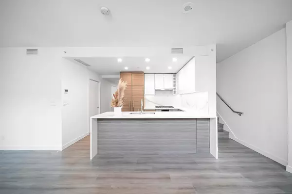 New Westminster, BC V3M 0N5,823 Carnarvon ST #508