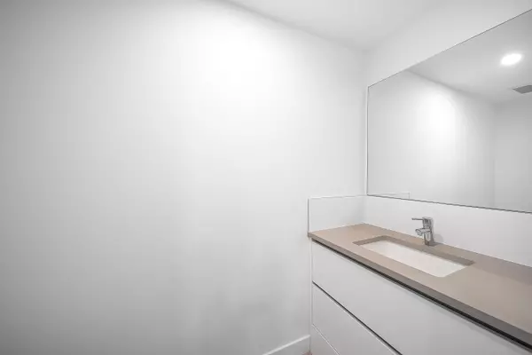 823 Carnarvon ST #508 New Westminster, BC V3M 0N5