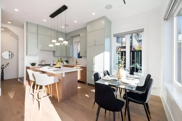 Vancouver, BC V5N 1N1,2334 E 5th AVE