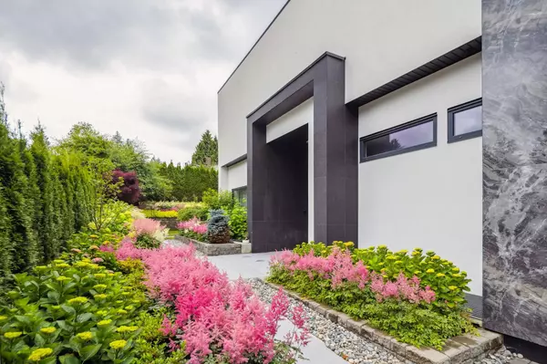 Burnaby, BC V5E 4B5,6363 Buckingham DR