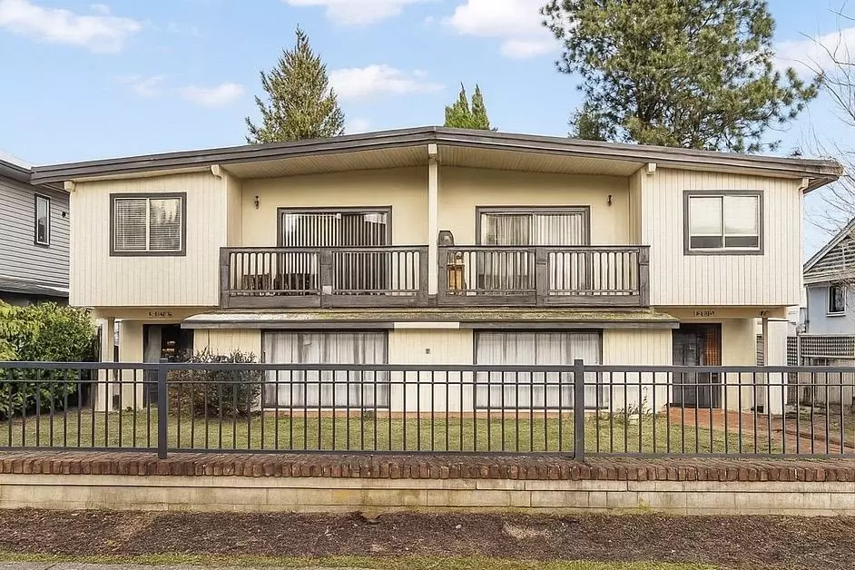 Burnaby, BC V5E 1K3,7017 Elwell ST