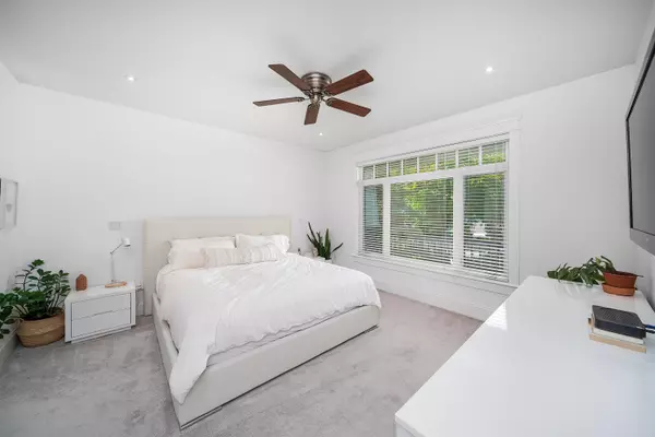 Burnaby, BC V5B 3H7,18 Hythe AVE