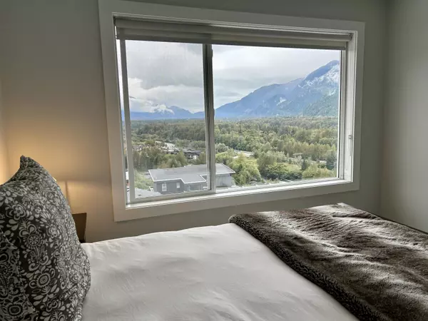 Squamish, BC V8B 0Y6,41365 Skyridge PL #5