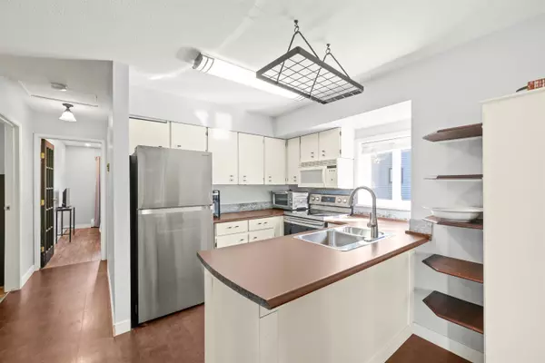 Maple Ridge, BC V2X 8M8,12044 Mcintyre CT