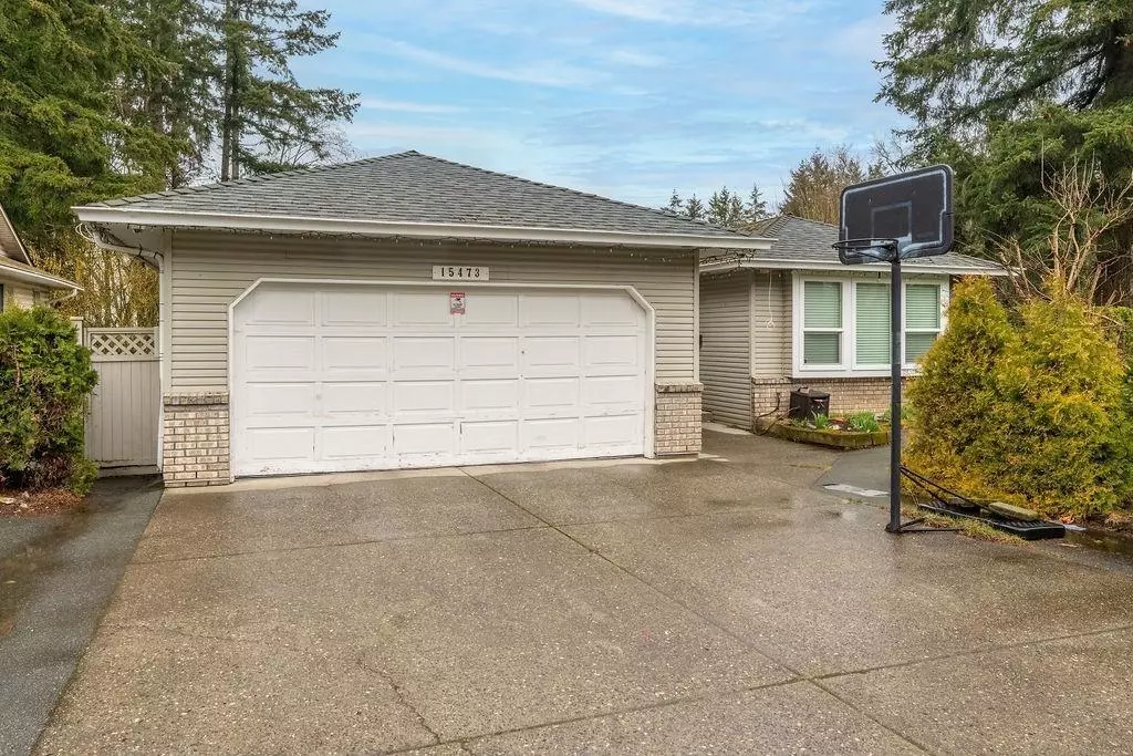 Surrey, BC V4P 1G1,15473 27a AVE