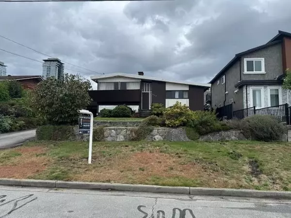 1115 Madore AVE, Coquitlam, BC V3K 3C1