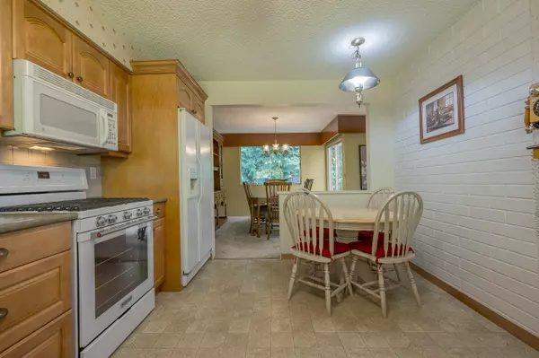 Coquitlam, BC V3K 3L1,1168 Charland AVE