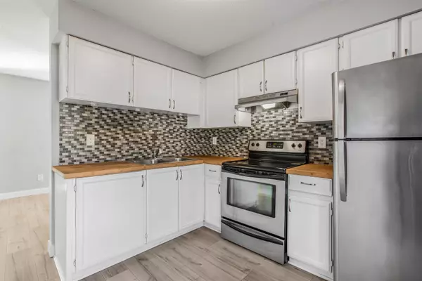 Abbotsford, BC V2T 4N2,3030 Trethewey ST #137