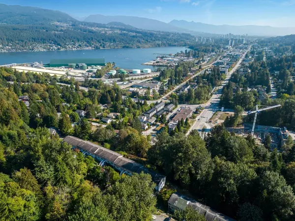 1948 Highview PL, Port Moody, BC V3H 1N5
