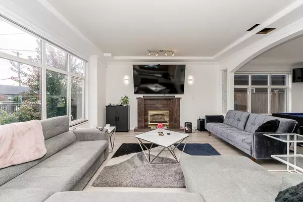 Richmond, BC V6X 1H8,11880 Aztec ST