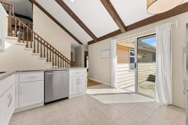 Richmond, BC V7E 3X5,11180 Kingfisher DR