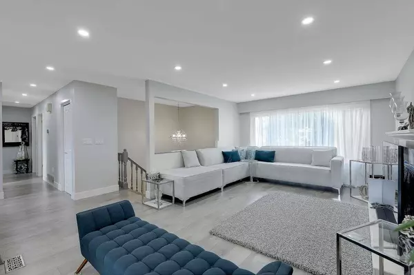 Delta, BC V4C 4S7,8055 111b ST