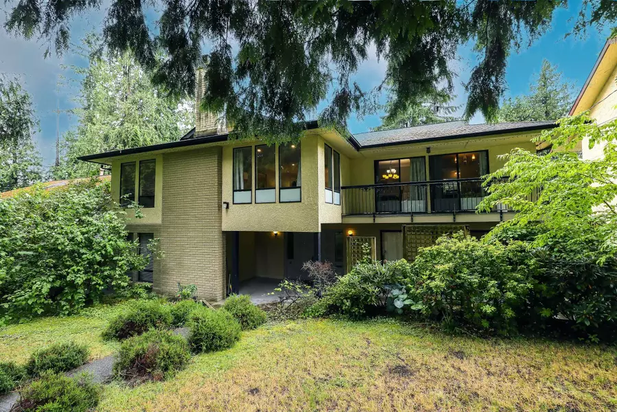 512 Mentmore ST, Coquitlam, BC V3J 4P6