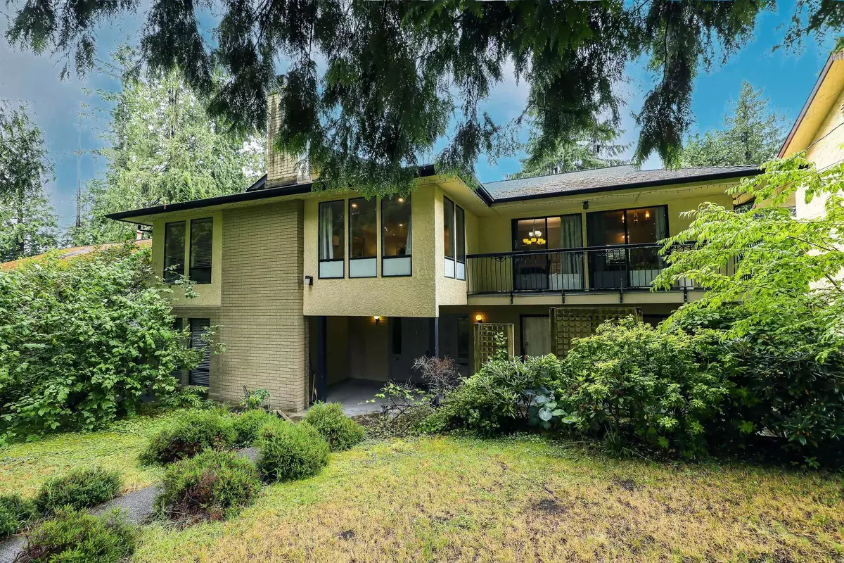 Coquitlam, BC V3J 4P6,512 Mentmore ST