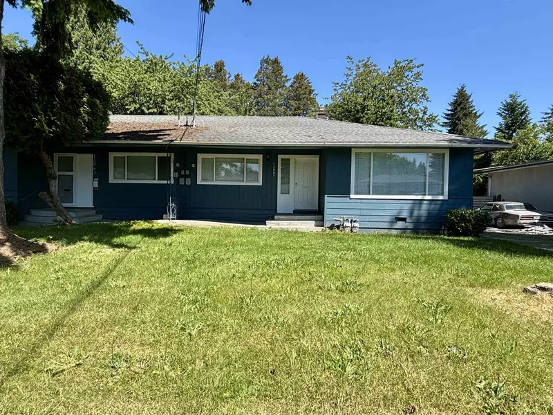 13065 103a AVE, Surrey, BC V3T 1S4