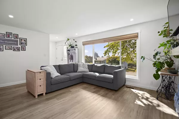 Mission, BC V2V 2R1,32955 Bruce AVE