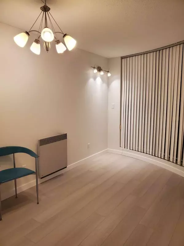 Vancouver, BC V6E 4N1,555 Jervis ST #16XX