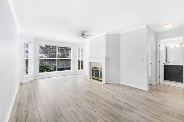 Surrey, BC V3W 0E7,7151 121 ST #212