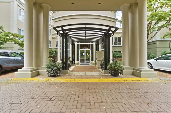 Coquitlam, BC V3B 7W8,3098 Guildford WAY #130