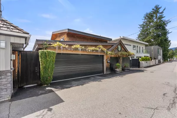 Port Moody, BC V3H 3A6,1188 Alderside RD