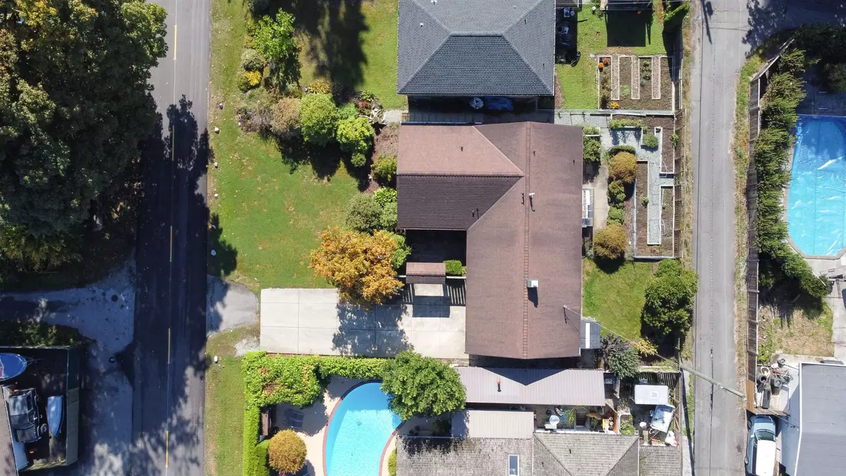 Maple Ridge, BC V2X 5P9,11879 220 ST