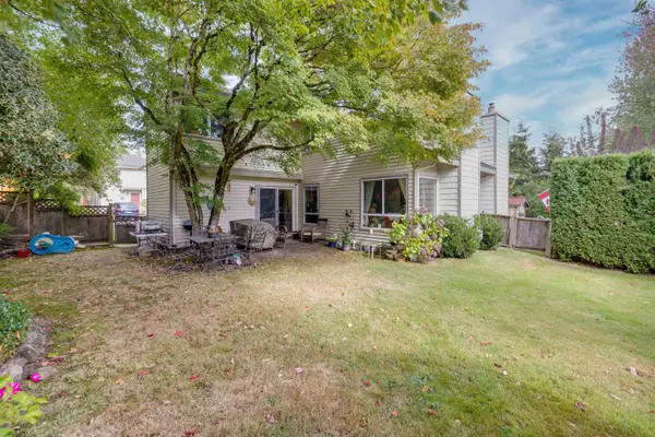 Surrey, BC V3S 5M8,6211 W Greenside DR