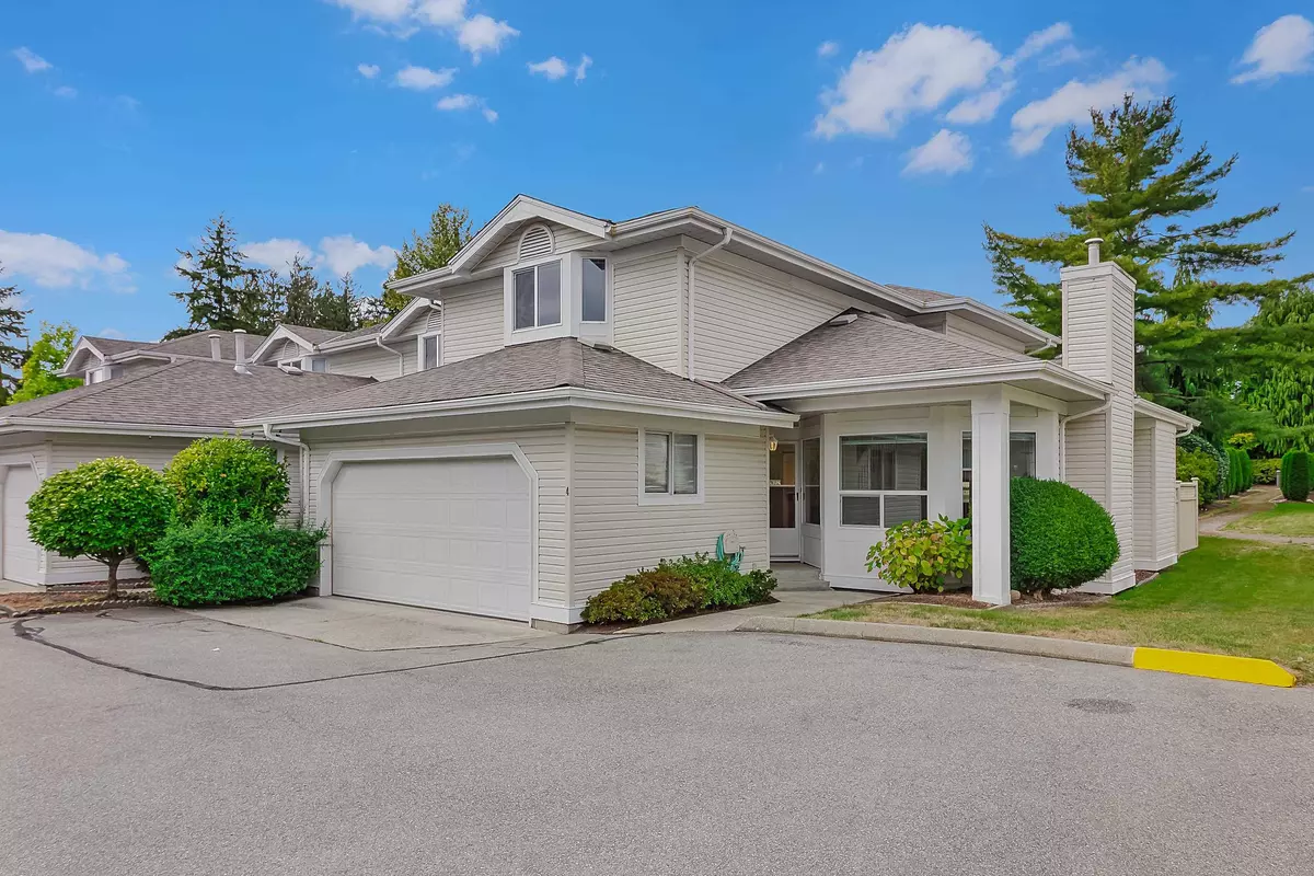 Surrey, BC V3W 0Y5,6452 121 ST #4
