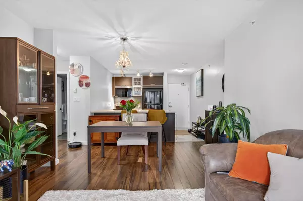 Surrey, BC V3T 0G5,13688 100 AVE #2309