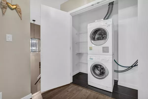 2540 Spruce ST Vancouver, BC V6H 2P7