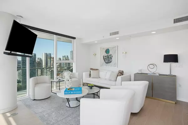 89 Nelson ST #2618 Vancouver, BC V6Z 0E7