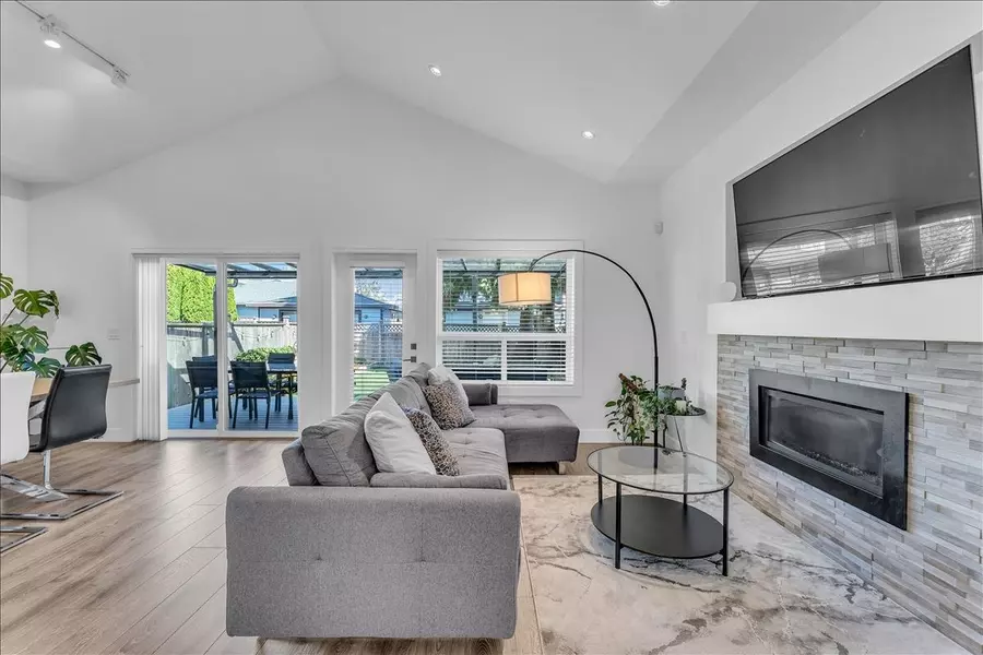 7430 Canada WAY, Burnaby, BC V3N 3J6